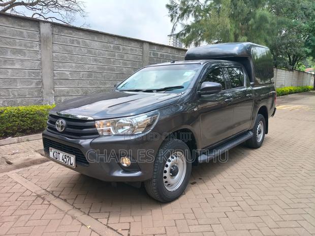 Toyota Hilux 2024 Black
