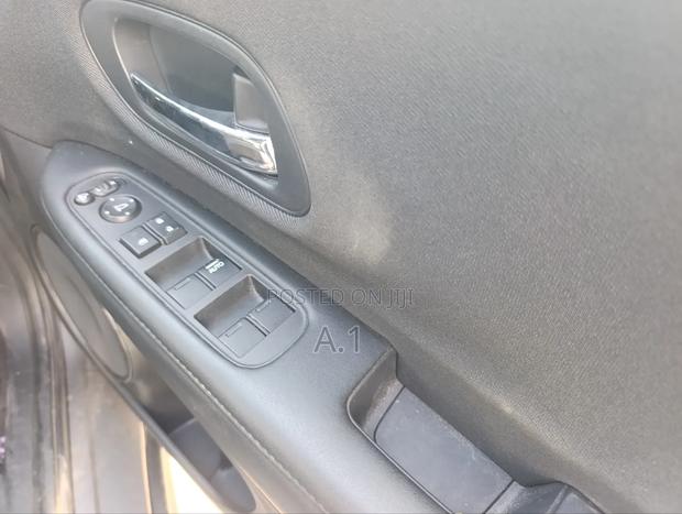 Honda Vezel 1.5 4WD 2020 Gray