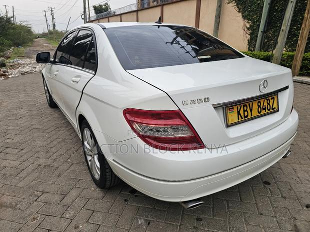 Mercedes-Benz C250 2008 White