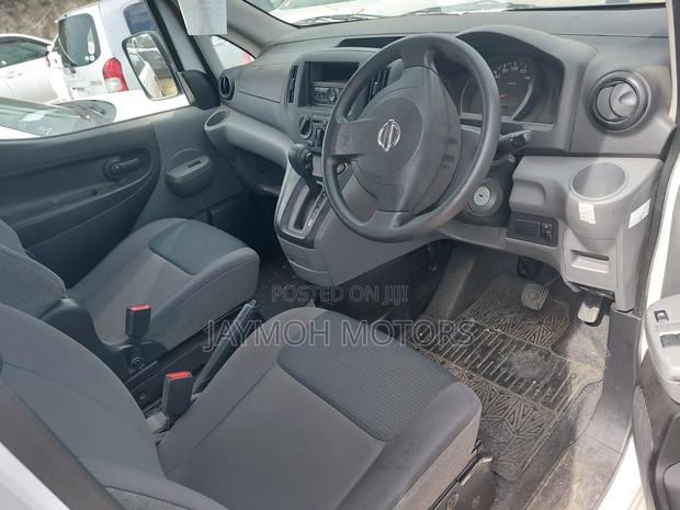 Nissan NV200 2019 White