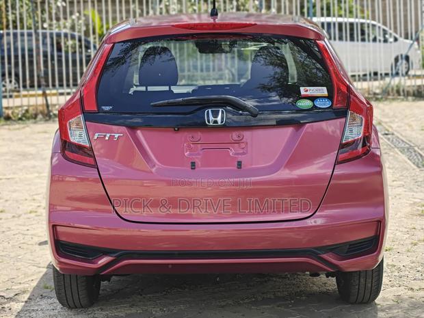 Honda Fit EX 2018 Pink