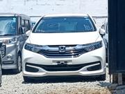 Honda Fit Shuttle 1.5 Hybrid 2WD 2018 Pearl for sale