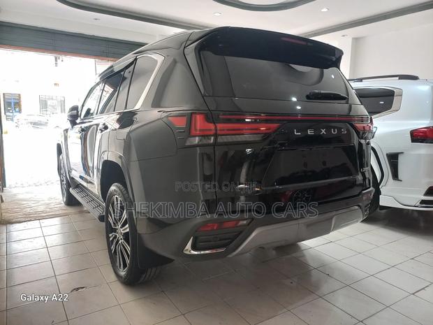 Lexus LX LX 600 2023 Black
