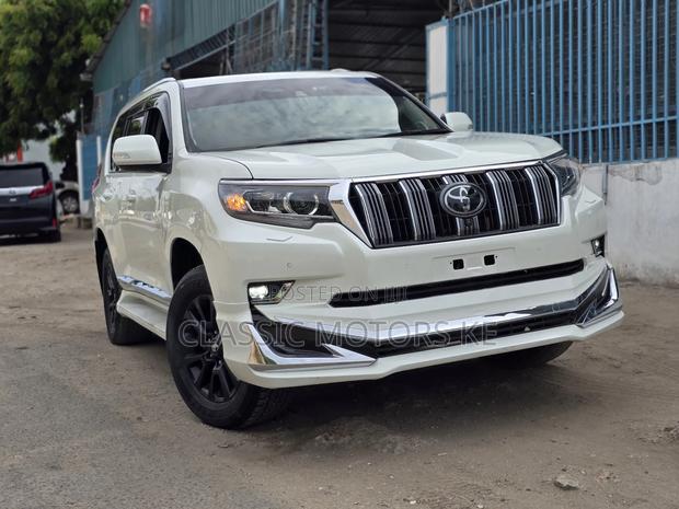 Toyota Land Cruiser Prado 2.8 2019 Pearl