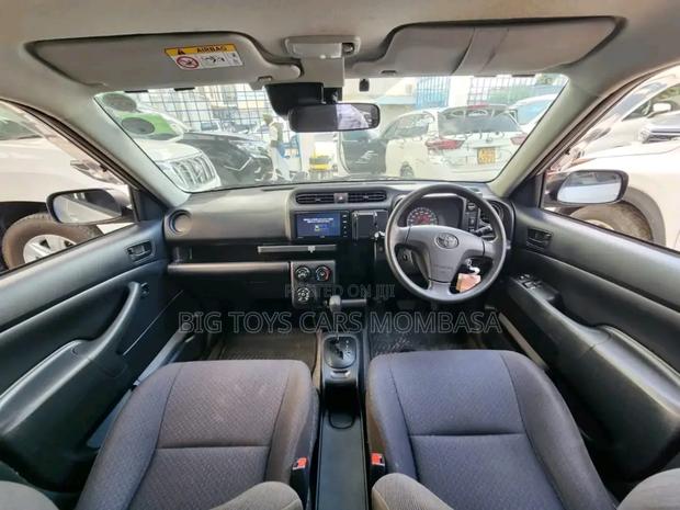 Toyota Succeed 2020 Silver
