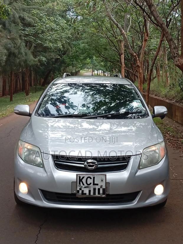 Toyota Corolla Fielder 1.5 Petrol FWD 2011 Silver