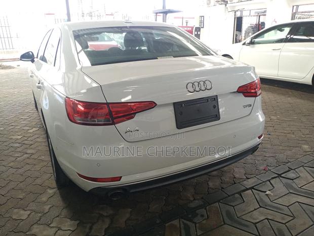 Audi A4 2.0T Tech ultra Premium FWD 2018 White