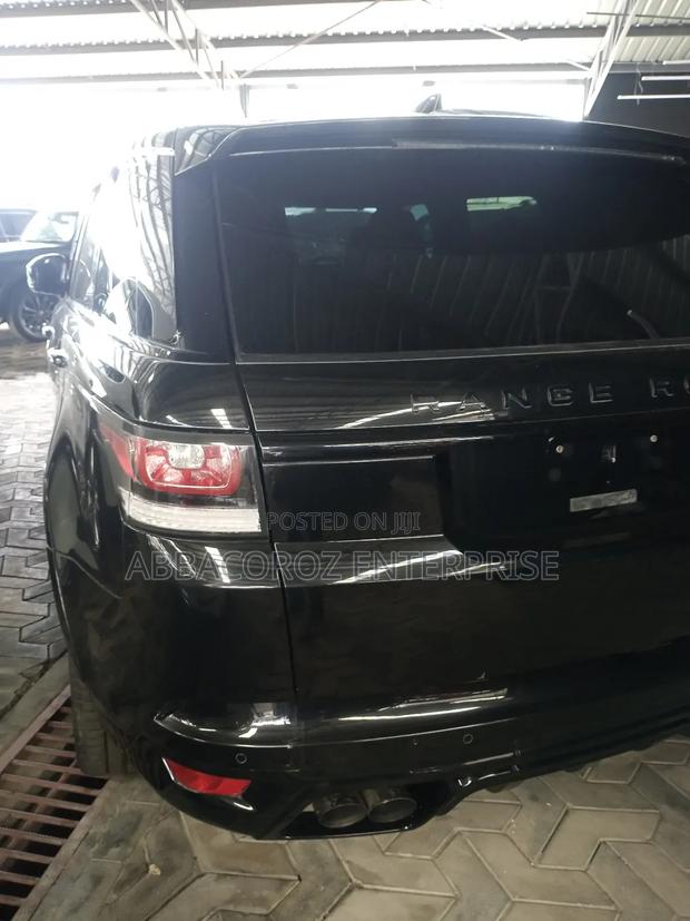 Land Rover Range Rover Sport SVR 2019 Black