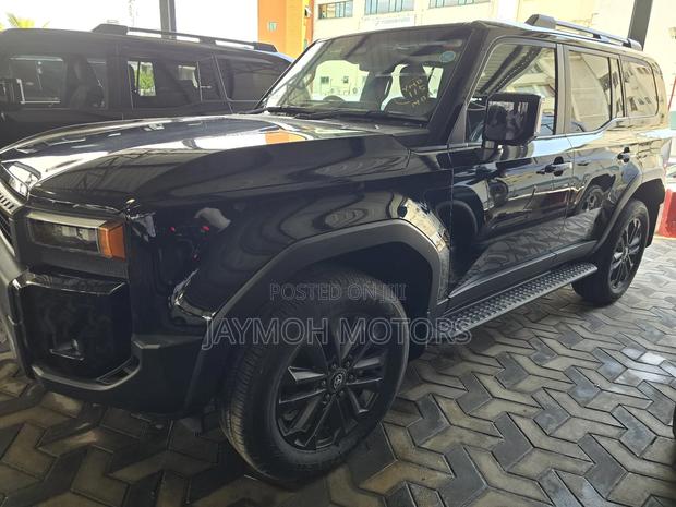 Toyota Land Cruiser Prado 2024 Black
