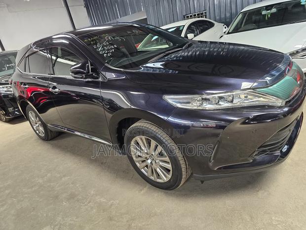 Toyota Harrier 2018 Blue