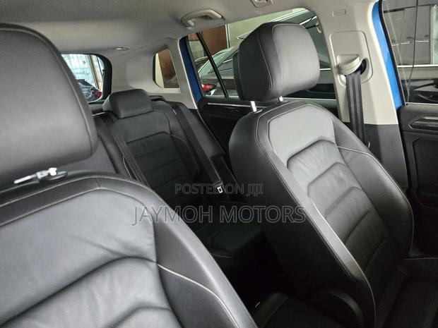 Volkswagen Tiguan 2019 Blue