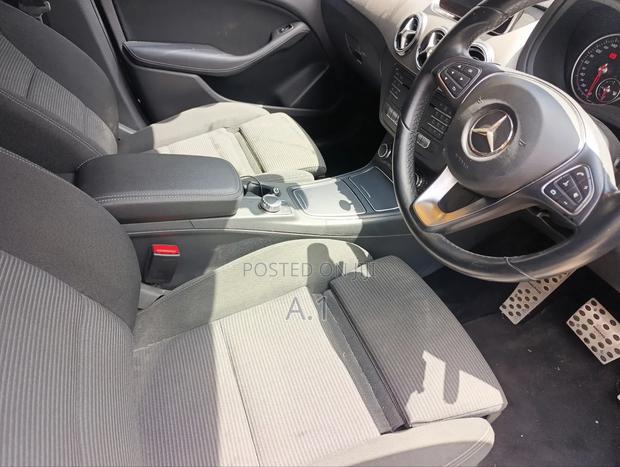 Mercedes-Benz B-Class B180 Petrol 2018 Black