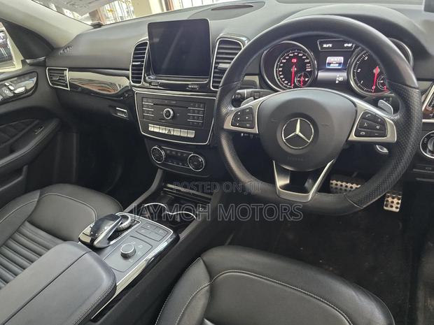 Mercedes-Benz GLE-Class 2019 White