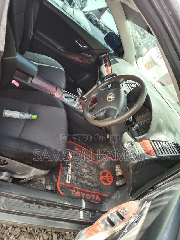 Toyota Allion 2010 Gray
