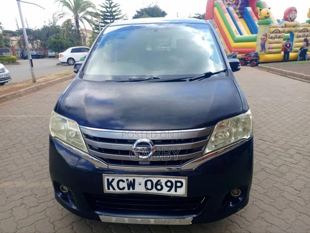 Nissan Serena 2011 Purple