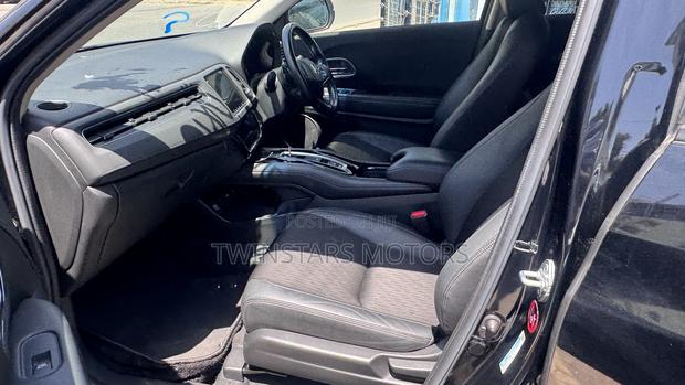 Honda Vezel 1.5 Hybrid 2WD 2019 Black