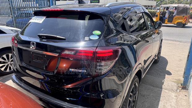 Honda Vezel 1.5 Hybrid 2WD 2019 Black