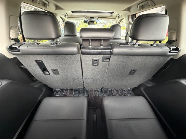 Toyota Land Cruiser Prado 2.8 2021 Pearl
