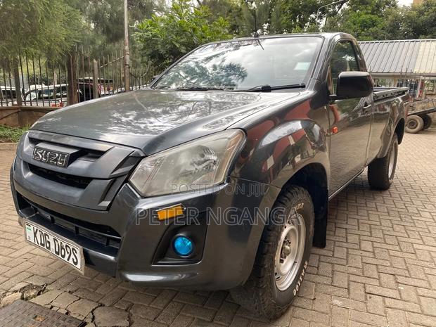 Isuzu D-MAX 2022 Gray