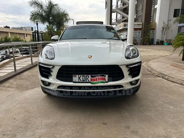 Porsche Macan 2016 White