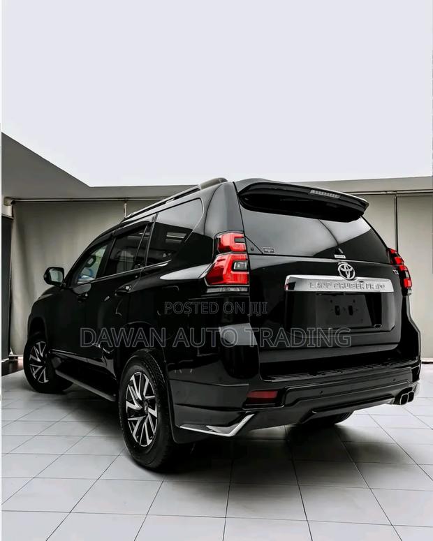 Toyota Land Cruiser Prado 2020 Black