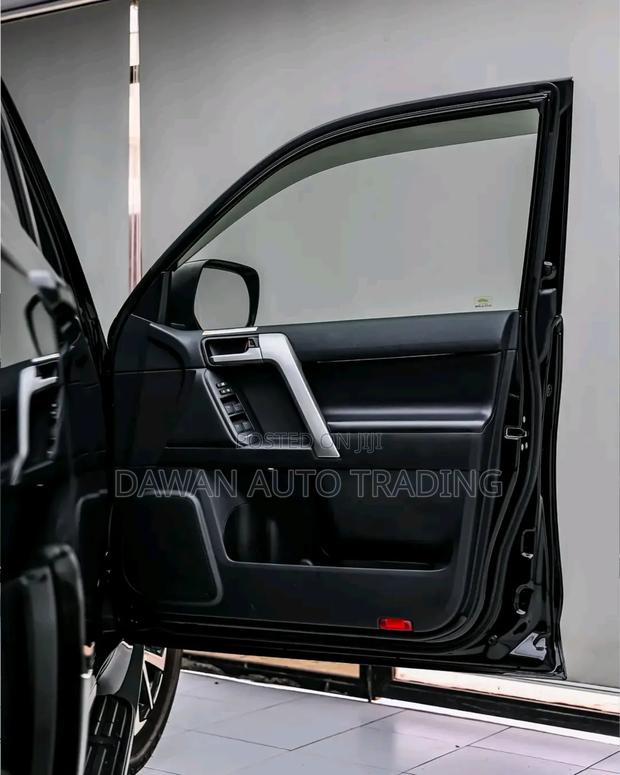 Toyota Land Cruiser Prado 2020 Black