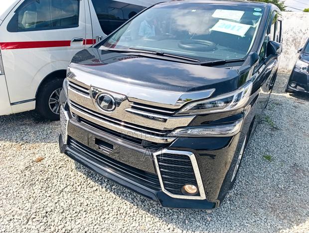 Toyota Vellfire 2018 Black