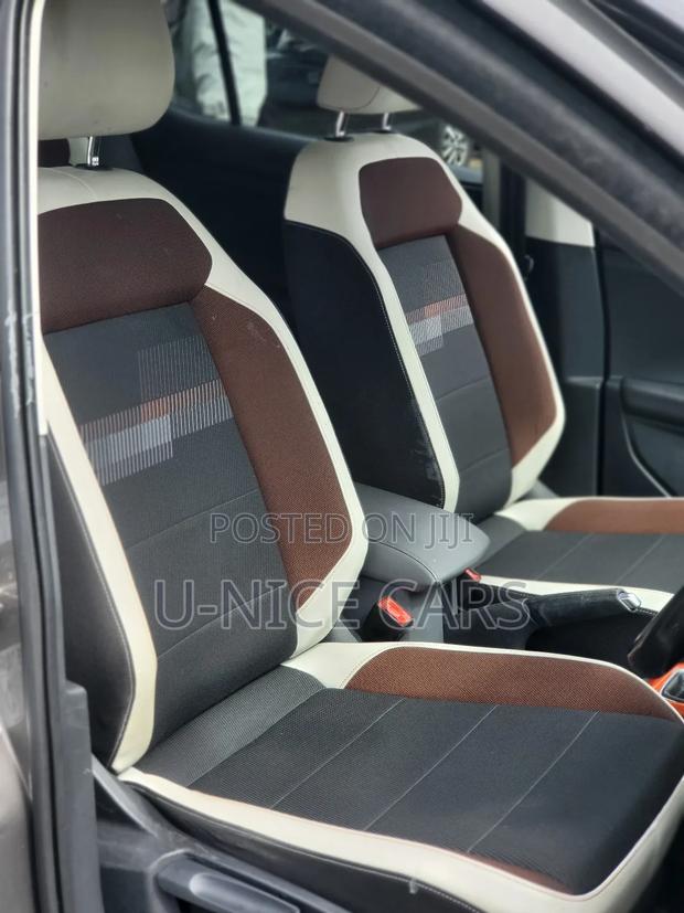 Volkswagen T-Cross 2020 Gray