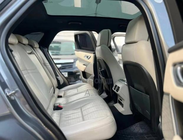Land Rover Range Rover Velar 2019 Gray