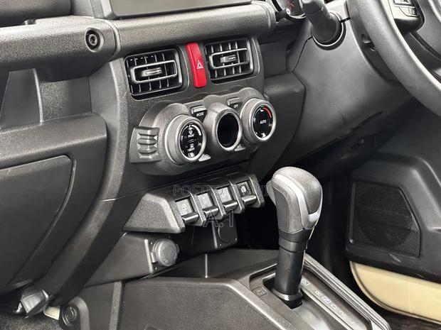 Suzuki Jimny 2019 Beige