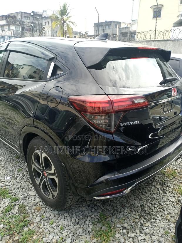 Honda Vezel 1.5 Hybrid 4WD 2021 Black