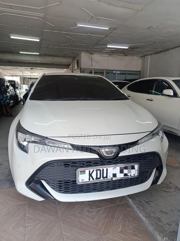 Toyota Corolla 2019 White