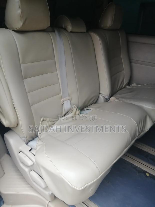 Toyota Vellfire 2009 White