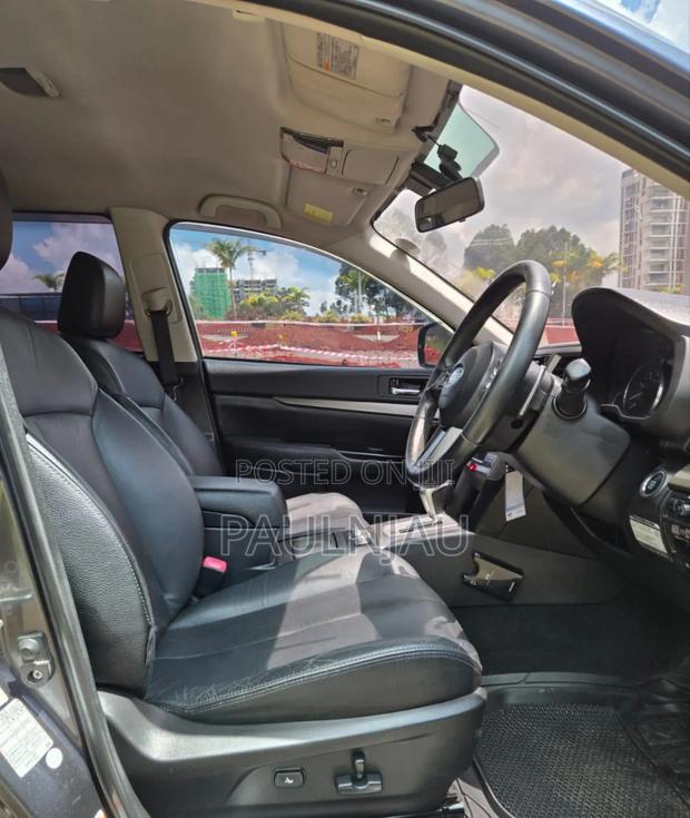 Subaru Outback 2011 Gray