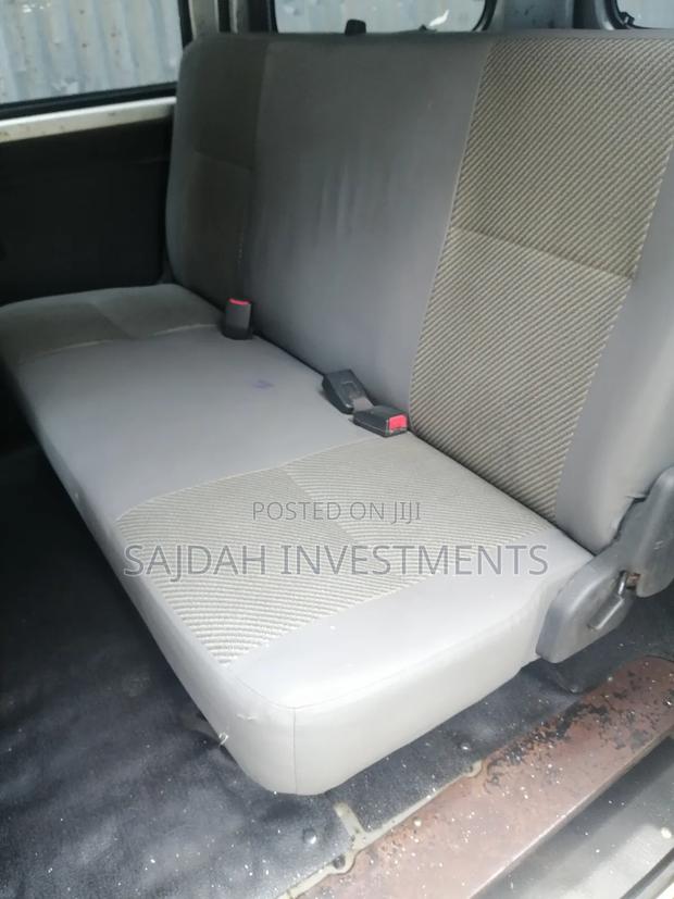 Toyota TownAce 2010 Silver
