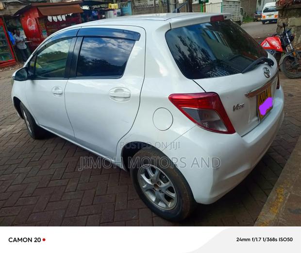 Toyota Vitz 2013 White