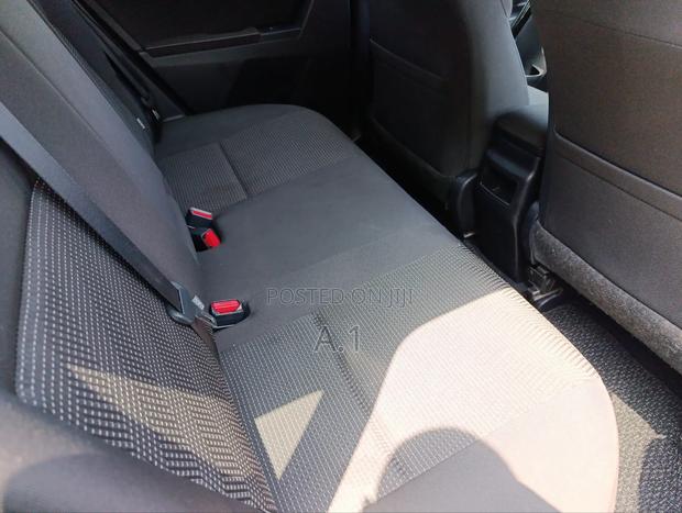 Toyota Auris 2018 Black