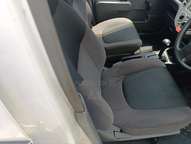 Nissan Advan 2018 White
