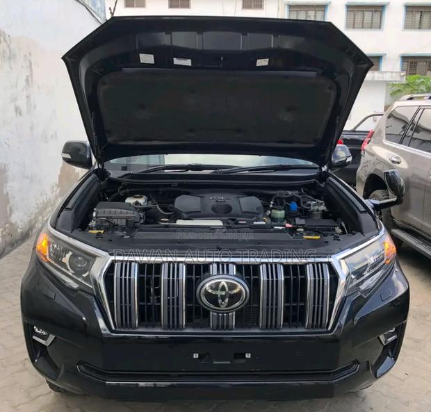Toyota Land Cruiser Prado 2021 Black