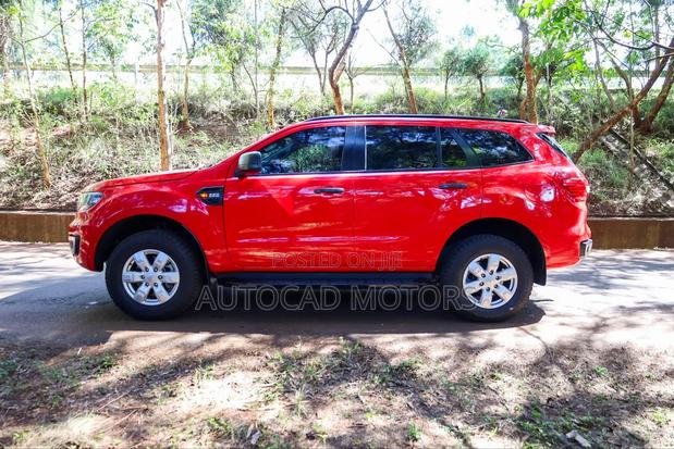 Ford Everest 2019 Red