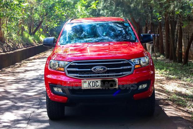 Ford Everest 2019 Red