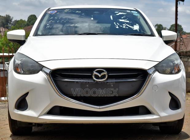 Mazda Demio 2018 White