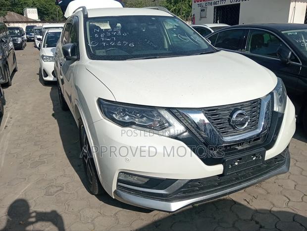 Nissan X-Trail 2018 White