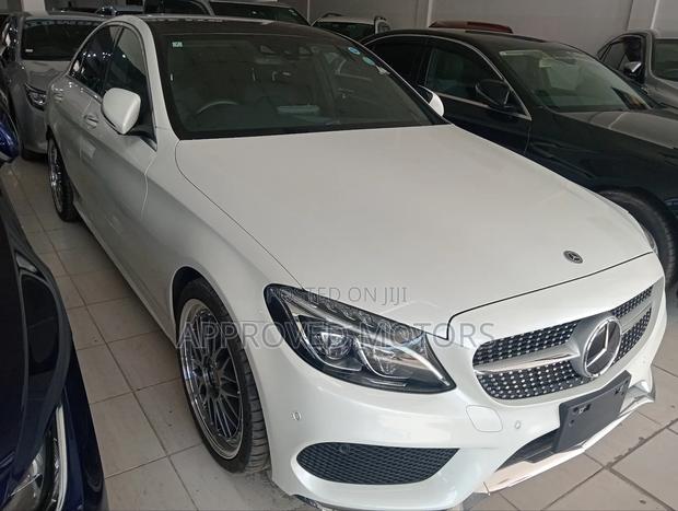Mercedes-Benz C200 2018 White