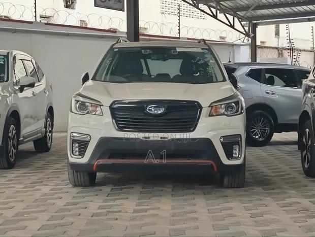 Subaru Forester 2018 White