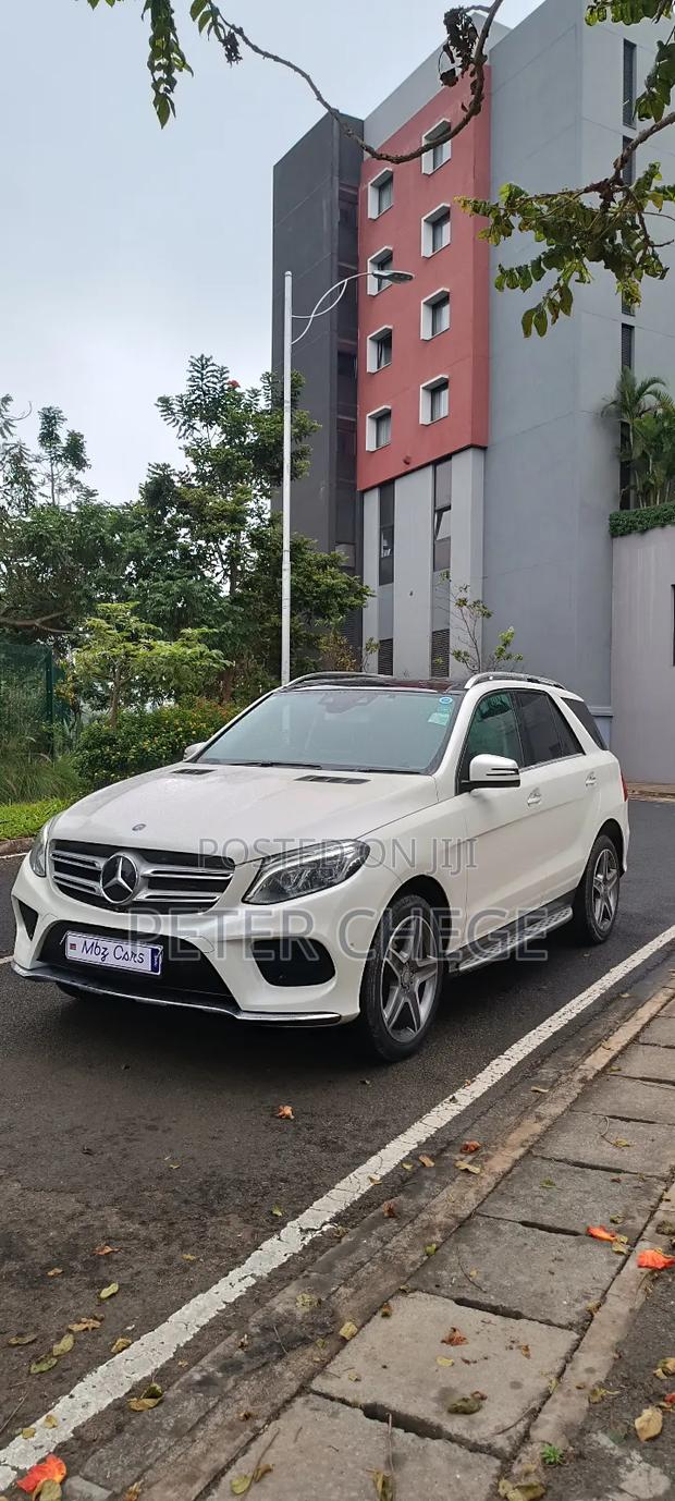 Mercedes-Benz GLE-Class 2017 White