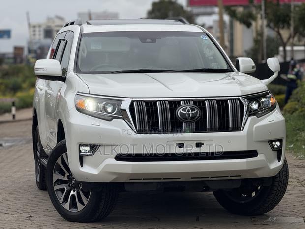 Toyota Land Cruiser Prado 2.7 2021 White