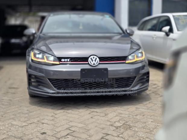 Volkswagen Golf 2019 Gray