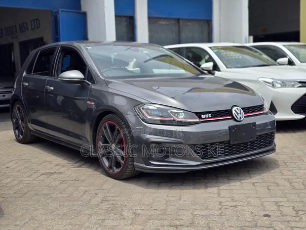 Volkswagen Golf 2019 Gray