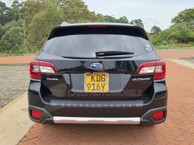 Subaru Outback 2015 Black